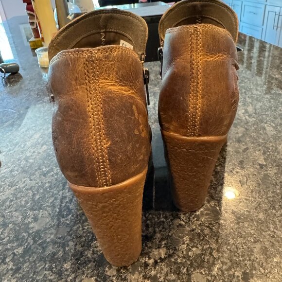 Size 8 - Timberland Brown Glancy Ruched Peep Toe Booties - Picture 4 of 5